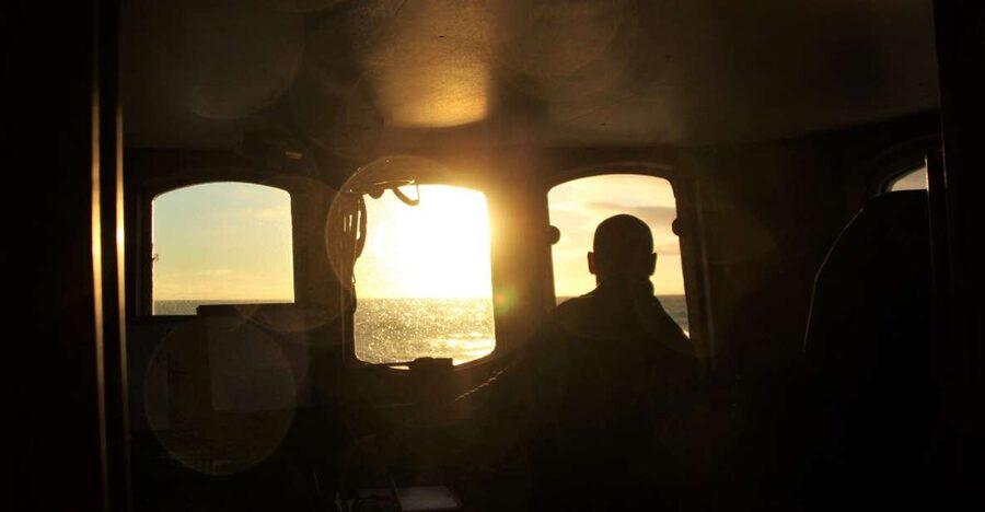 Akureyri: Whale Watching in the Midnight Sun - The boat experience: heated inside, open-air platforms, and thermal overalls