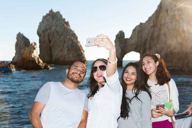 Cabo San Lucas Humpback Whale Watching Tour - Whale Watching Reality Check: How Close You Get and How the Marine Biologist Helps