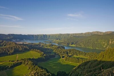 Full Day Sete Cidades with Whale Watching at Mosteiros - Muro das Nove Janelas: the nine-window wall and why it matters