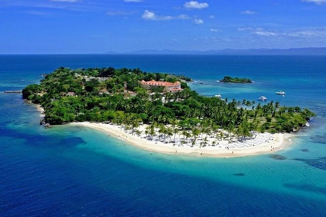 Humpback whales Watching + Samana Eco-Tour - Samana Bay and a Short City Orientation in Santa Bárbara de Samaná