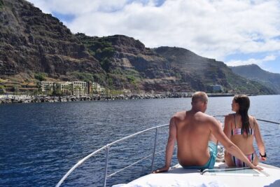Private Dolphin and Whale Watching Tour in Madeira - The 2.5-hour flow: cruising, search, swim, and back
