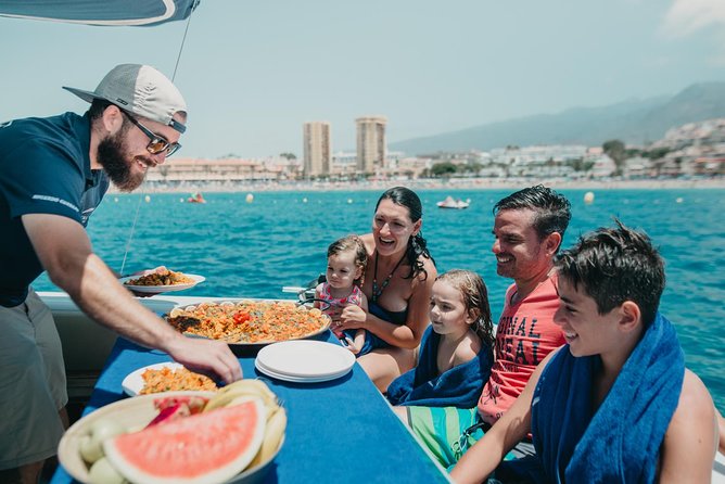 Tenerife: Whale and dolphin watching - The White Dreams: a gentle pace with real comfort perks