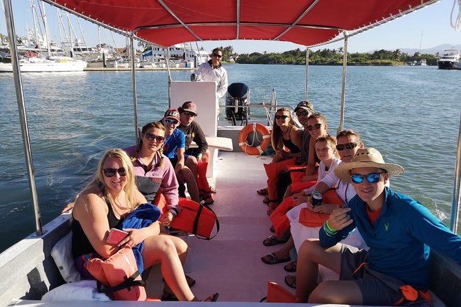 Whale Encounter Puerto Vallarta - Conservation and photo ID: participating instead of just watching