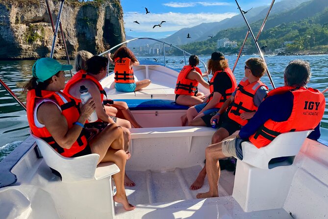 Whale Watching and Los Arcos 5 Islands Adventure - FAQ