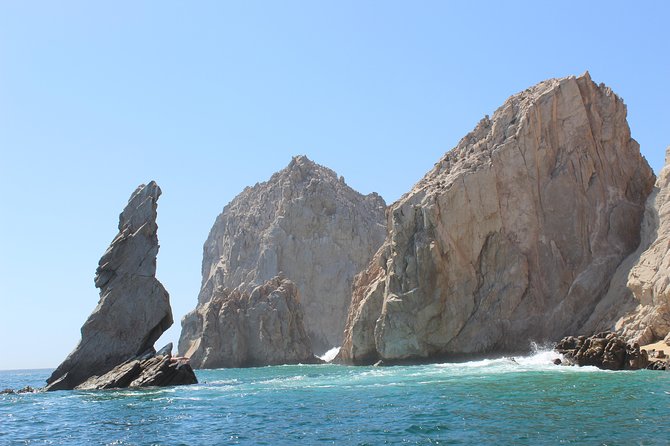 Whale Watching Tour in Glass Bottom Boat (VisitA Cabo) - Included Water and Why Small Comfort Details Matter