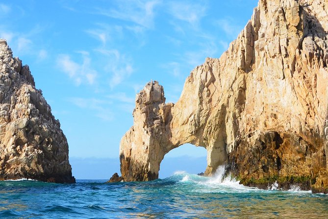 ZODIAC Whale Watch Tour | Cabo San Lucas | Biologist | FREE Pics - The pre-whale cruise: El Arco, Lovers Beach, and Pelican Rock